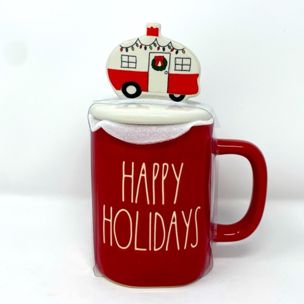 RAE DUNN “Happy Holidays” Mug with Camper Topper. NWT Holiday collection